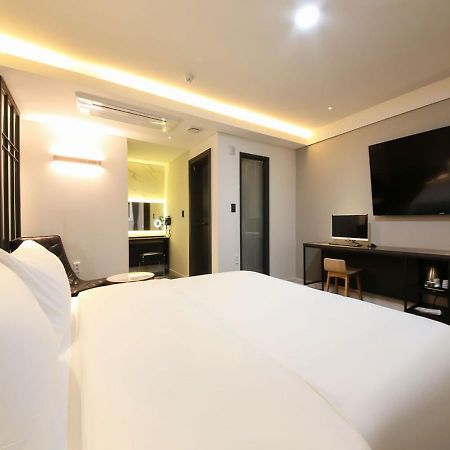 West In Hotel Joszu Kültér fotó