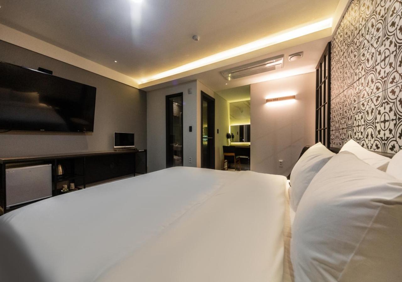 West In Hotel Joszu Kültér fotó