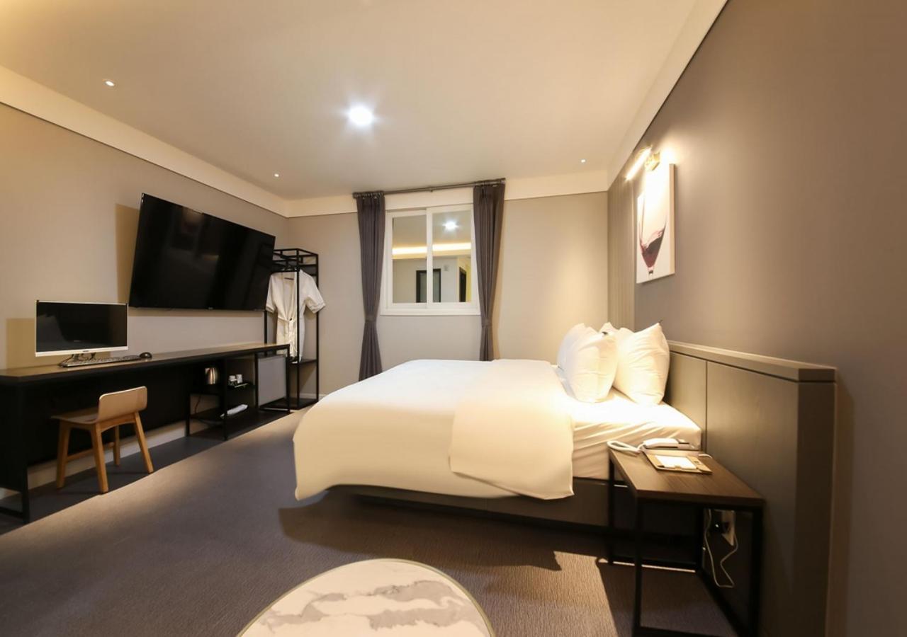 West In Hotel Joszu Kültér fotó