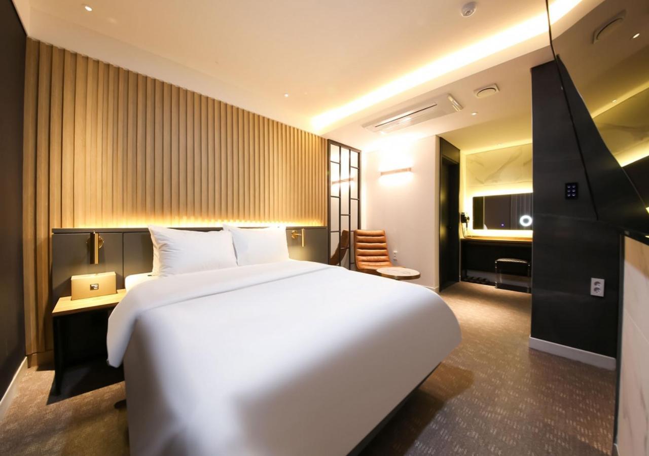 West In Hotel Joszu Kültér fotó