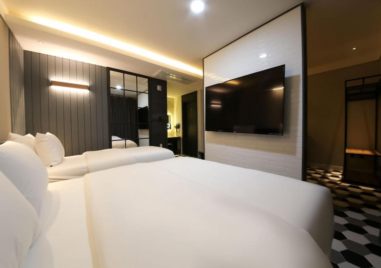 West In Hotel Joszu Kültér fotó