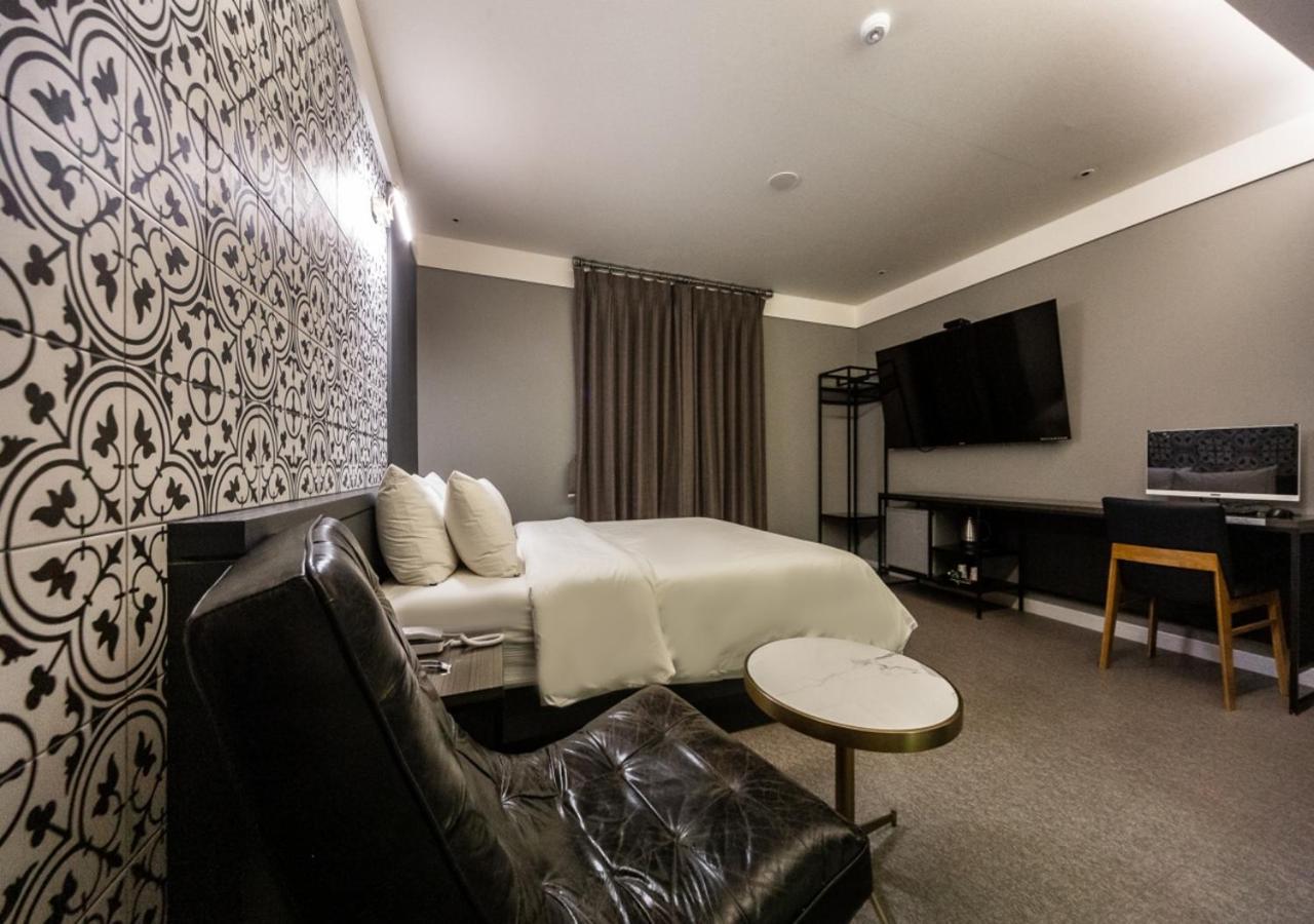 West In Hotel Joszu Kültér fotó