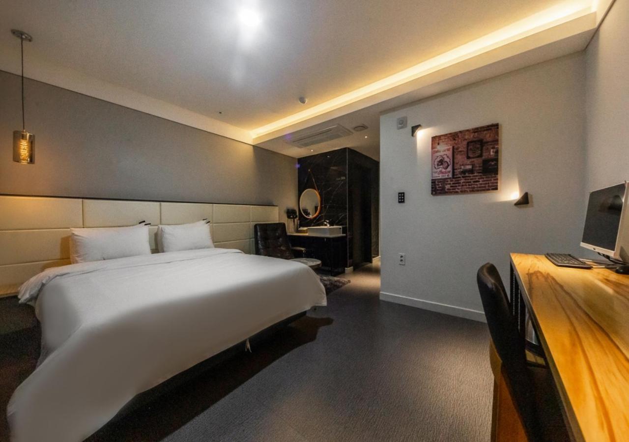 West In Hotel Joszu Kültér fotó