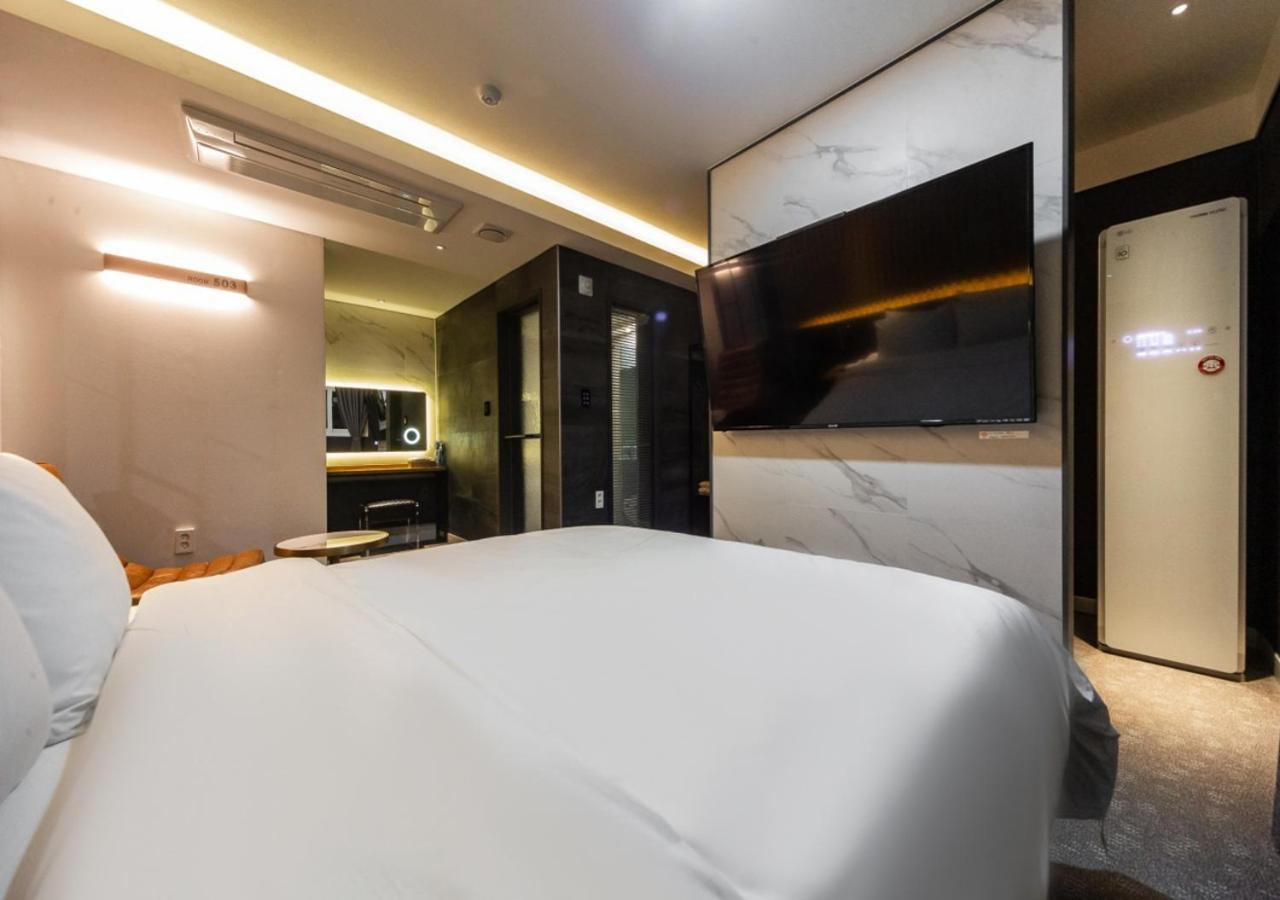 West In Hotel Joszu Kültér fotó