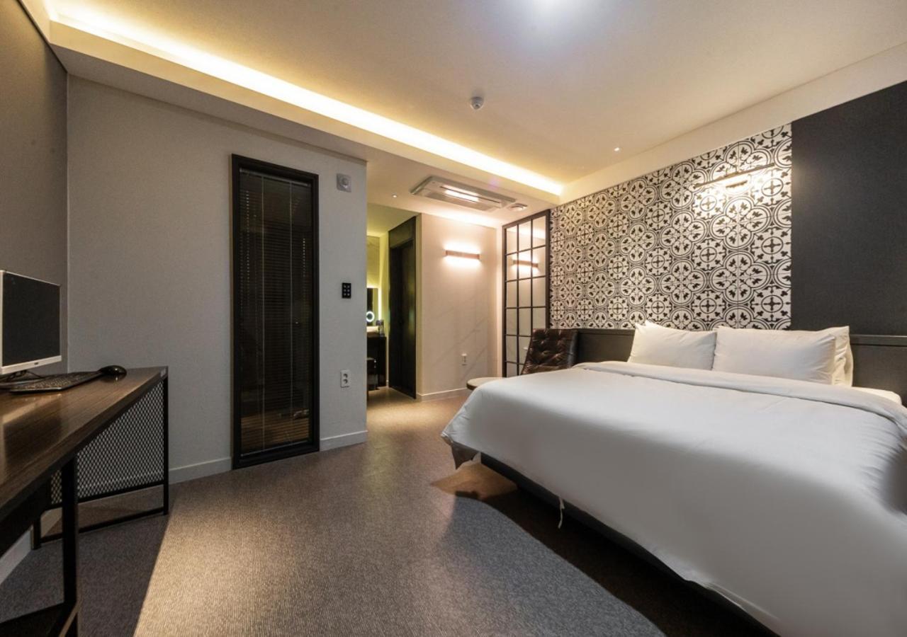 West In Hotel Joszu Kültér fotó
