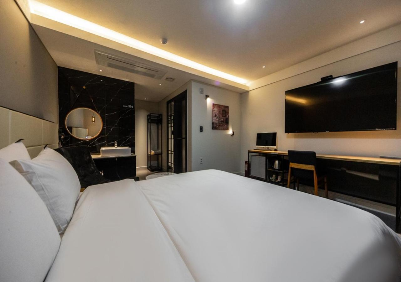 West In Hotel Joszu Kültér fotó