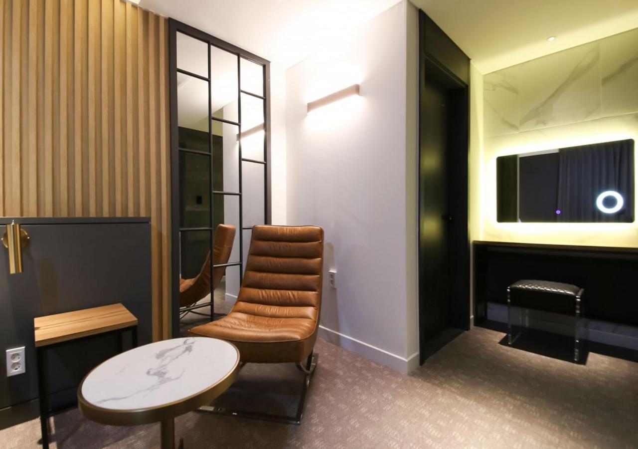 West In Hotel Joszu Kültér fotó